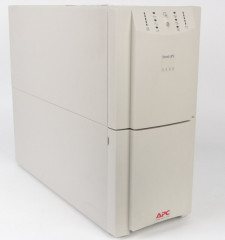 SU3000